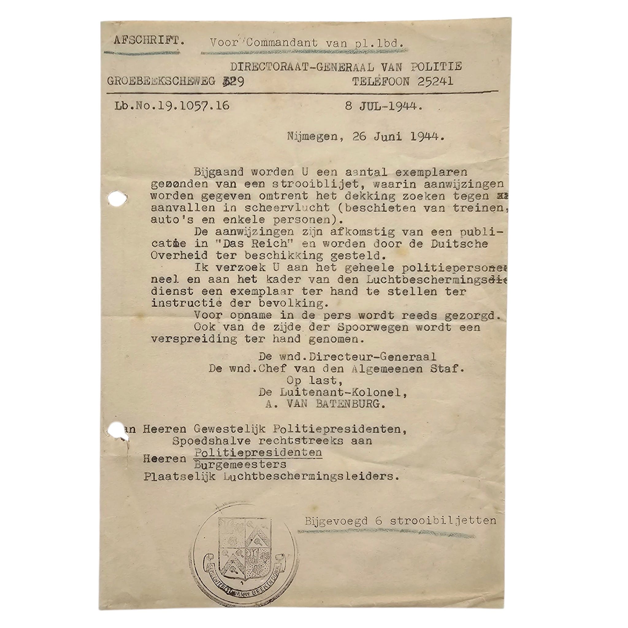 Originele WWII Nederlandse politiebrief Nijmegen 1944 over propaganda strooibiljetten, luchtbescherming en Duitse autoriteiten