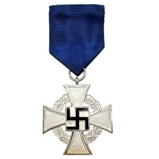 Original WWII German 25 Year Faithful Service Medal Treudienst-Ehrenzeichen with blue ribbon, oak wreath and ‘Für treue Dienste’ inscription.