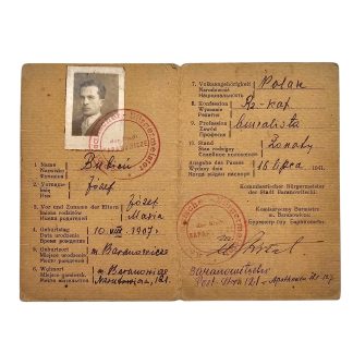 Original WWII German occupation Personalausweis Baranowitschi Belarus 1941 Józef Bubień with portrait photo, German stamps and eagle.