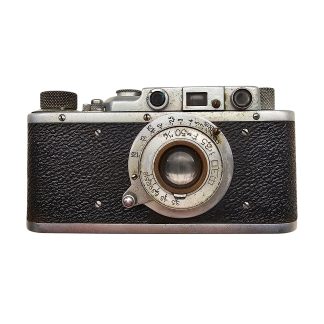 Original WWII Soviet Russian FED-1 NKVD camera Kharkov circa 1940 serial number 120996 with FED 50mm f/3.5 lens and leather case.