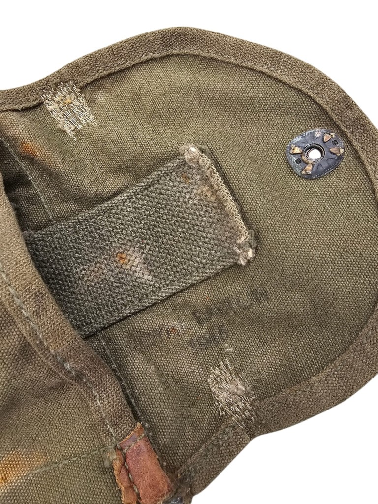 Original WWII US Army M-1943 shovel with Carrier 1944/1945 - Image 12