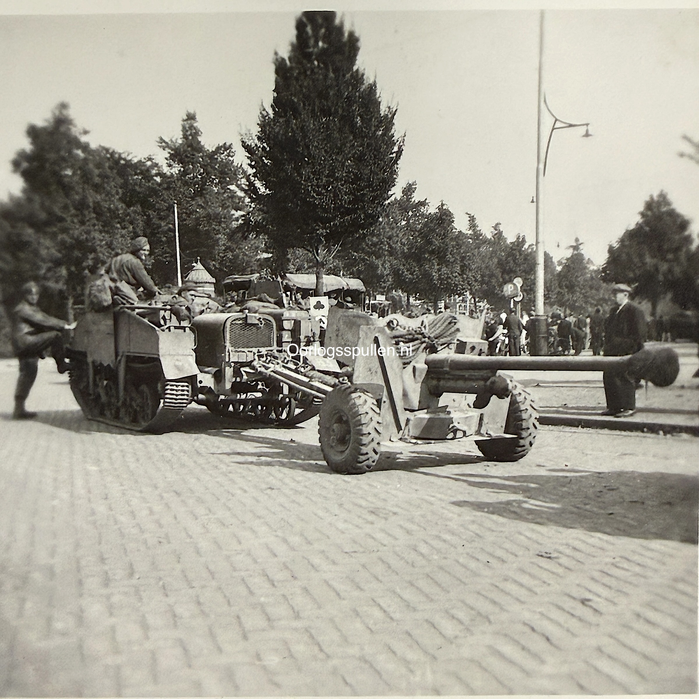 Original WWII US photo set Operation Market Garden in Nijmegen - 82nd Airborne division and British tank corps September 1944 - Afbeelding 11