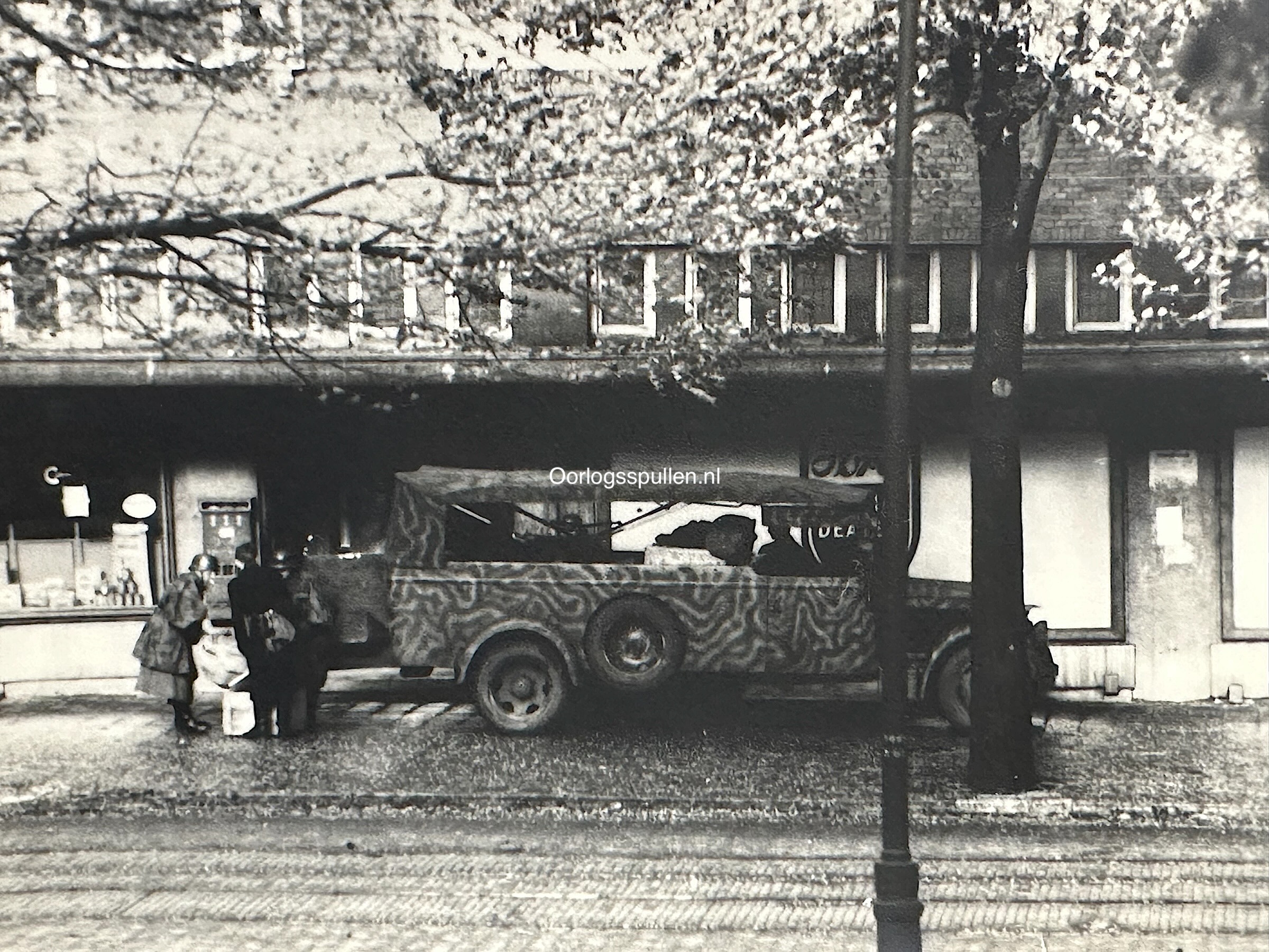 Original WWII Dutch rare extensive photo grouping of the liberation of Amsterdam - Afbeelding 62