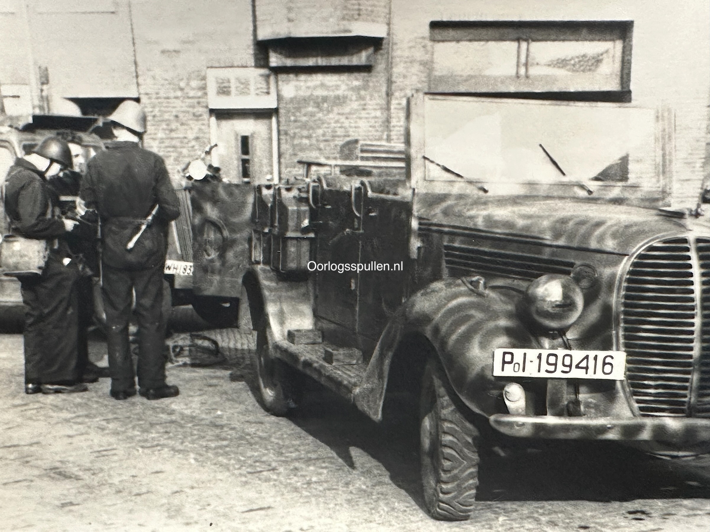 Original WWII Dutch rare extensive photo grouping of the liberation of Amsterdam - Afbeelding 60