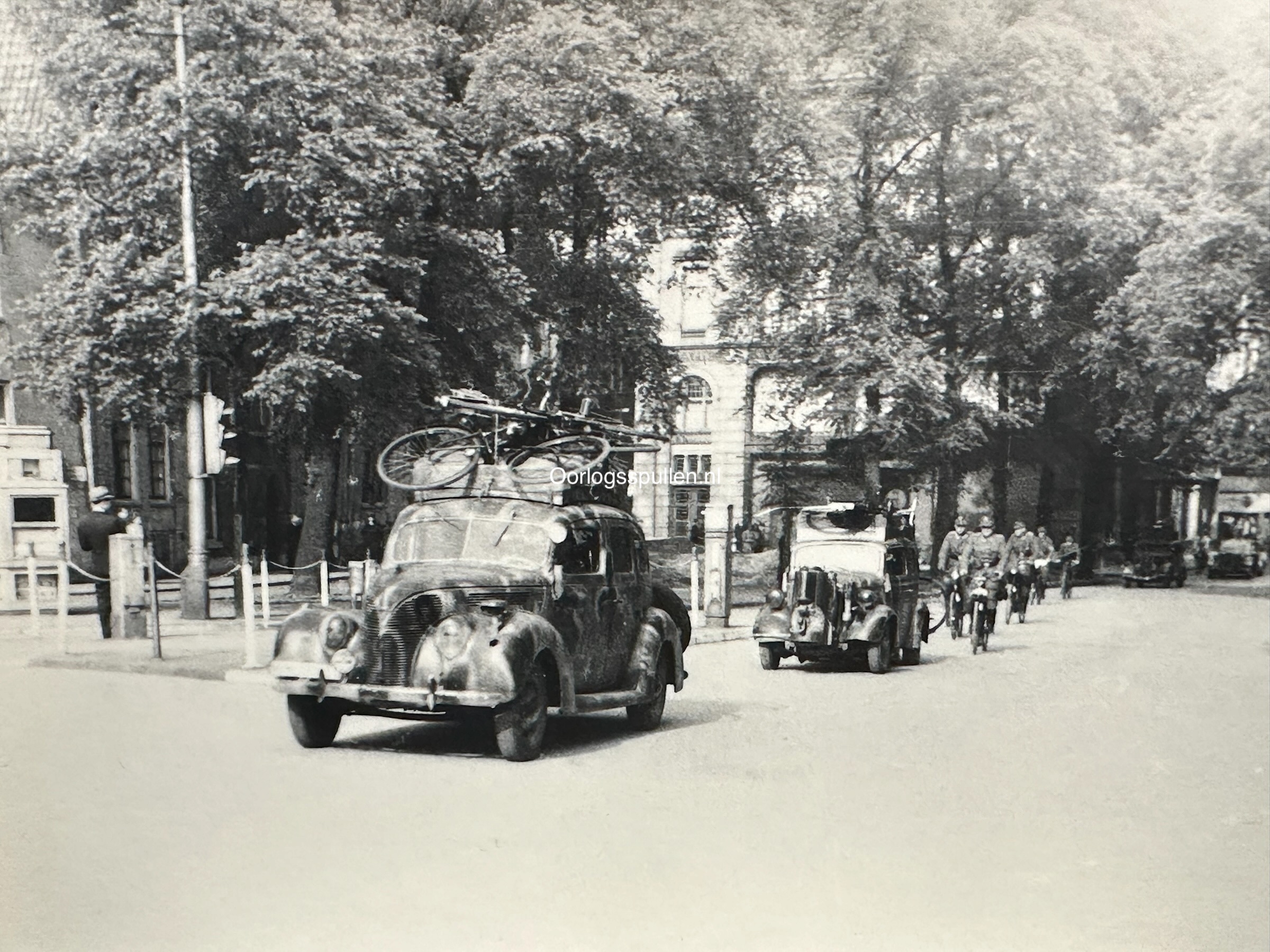 Original WWII Dutch rare extensive photo grouping of the liberation of Amsterdam - Afbeelding 57