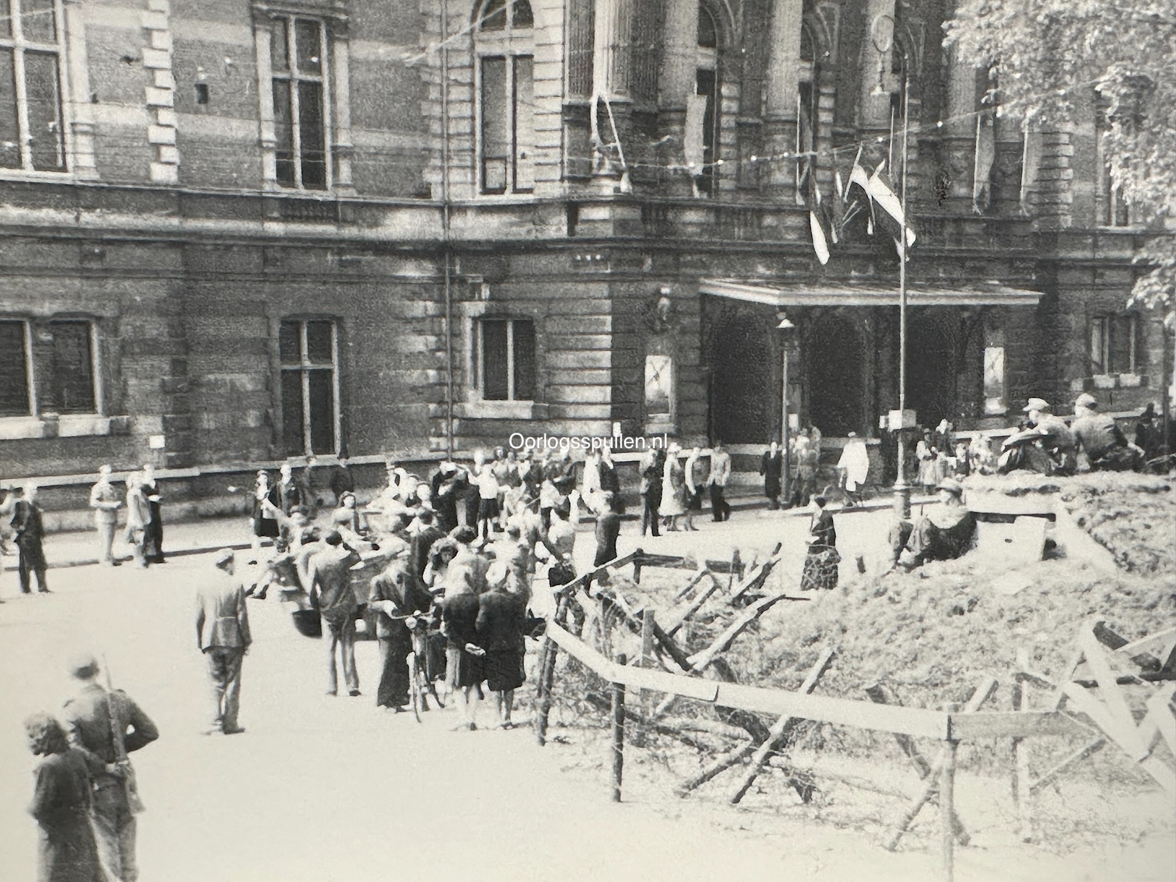 Original WWII Dutch rare extensive photo grouping of the liberation of Amsterdam - Afbeelding 44