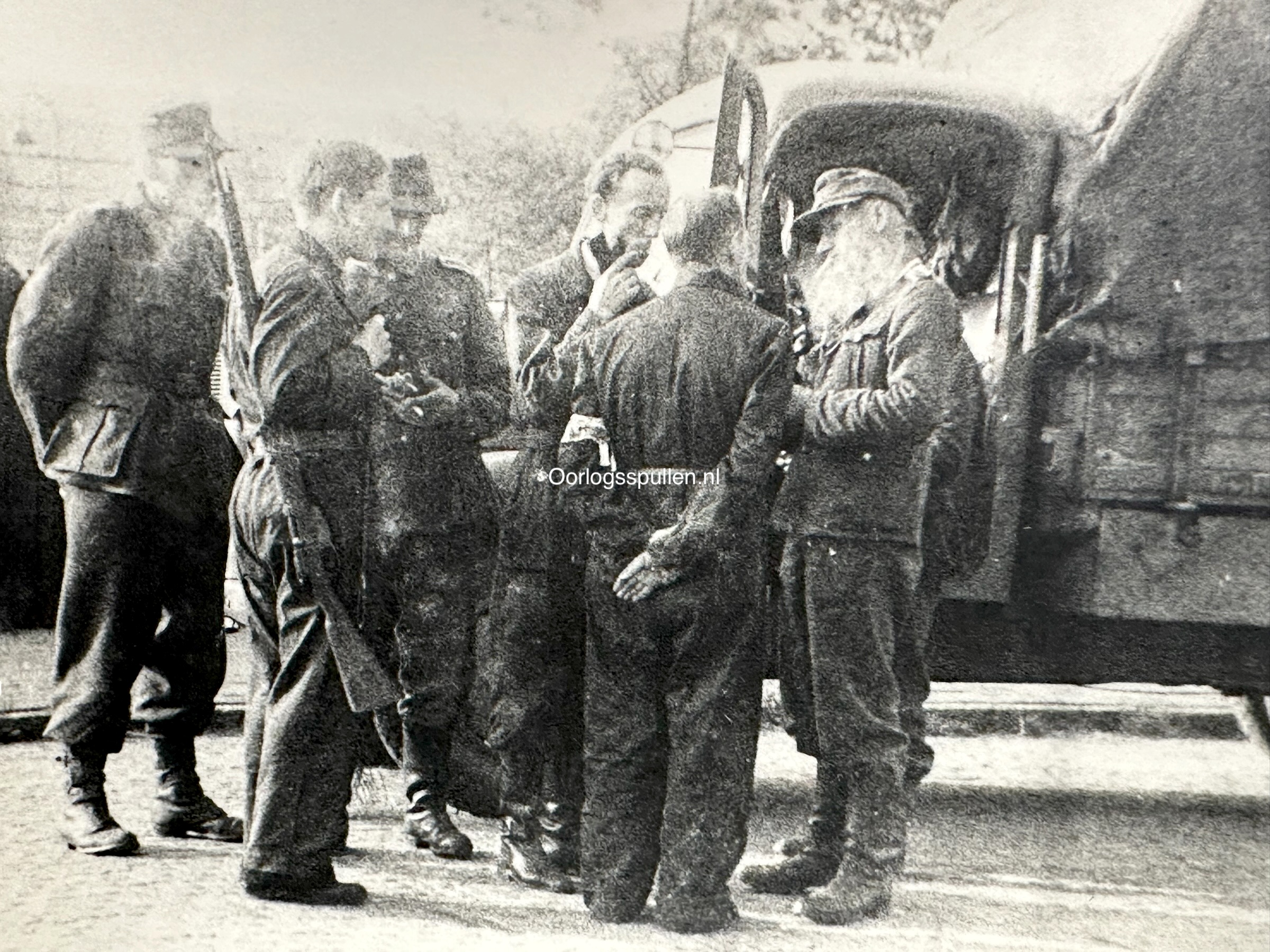 Original WWII Dutch rare extensive photo grouping of the liberation of Amsterdam - Afbeelding 30
