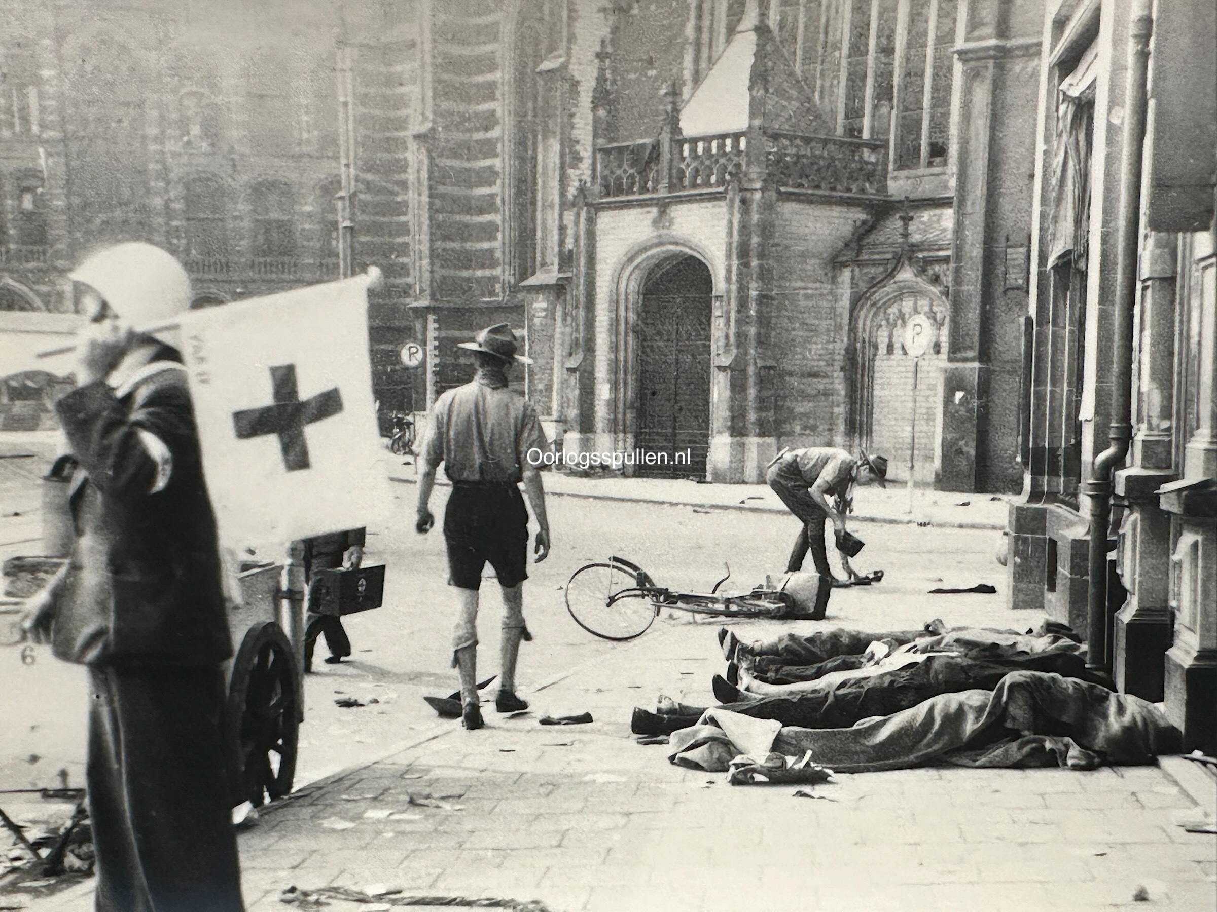 Original WWII Dutch rare extensive photo grouping of the liberation of Amsterdam - Afbeelding 28