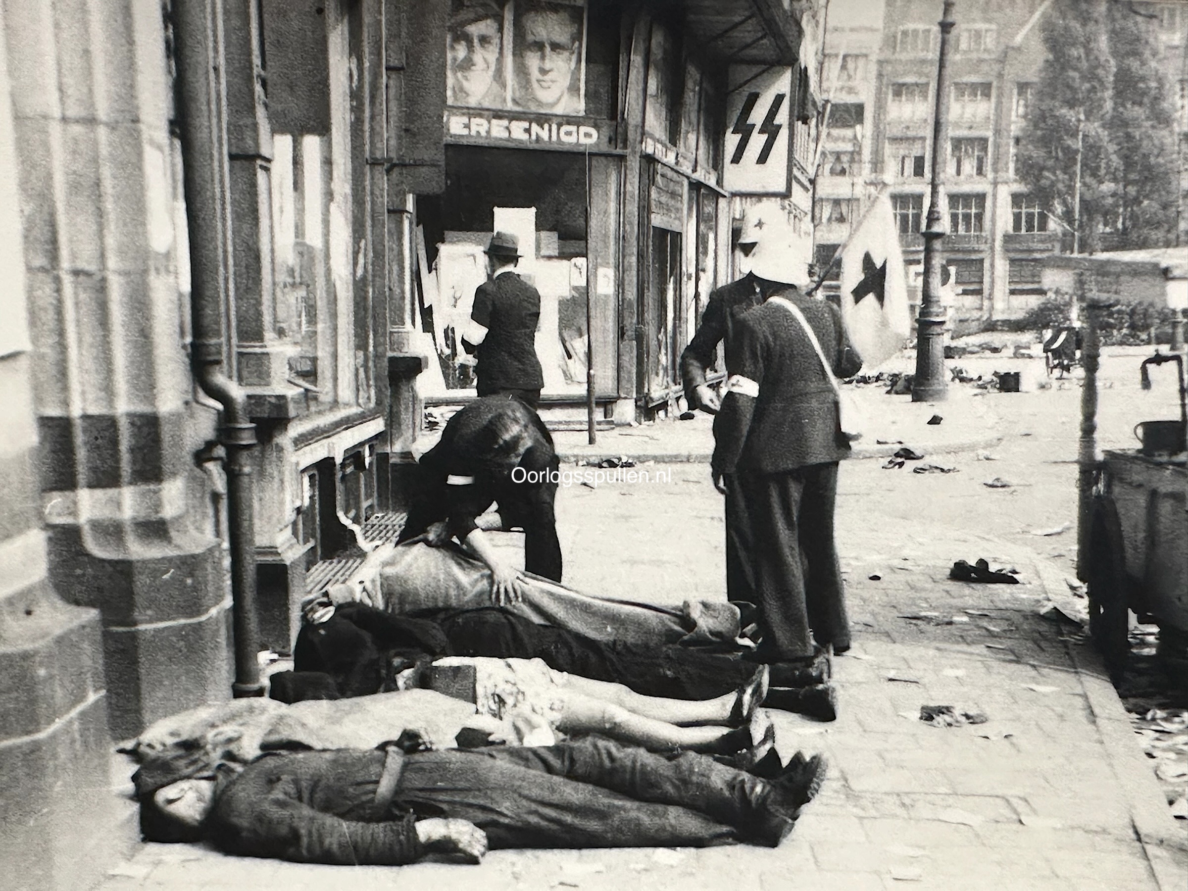 Original WWII Dutch rare extensive photo grouping of the liberation of Amsterdam - Afbeelding 27