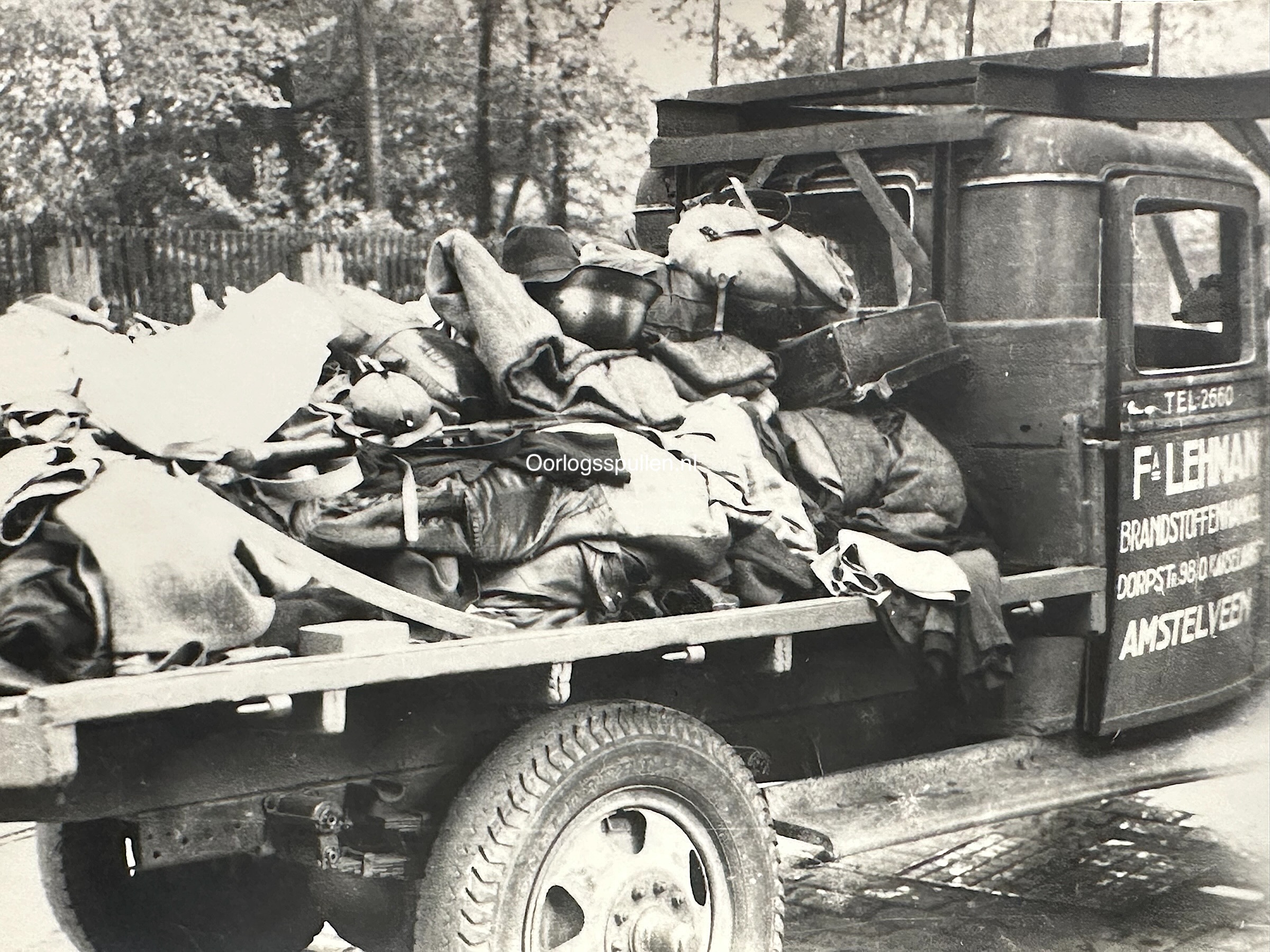 Original WWII Dutch rare extensive photo grouping of the liberation of Amsterdam - Afbeelding 17