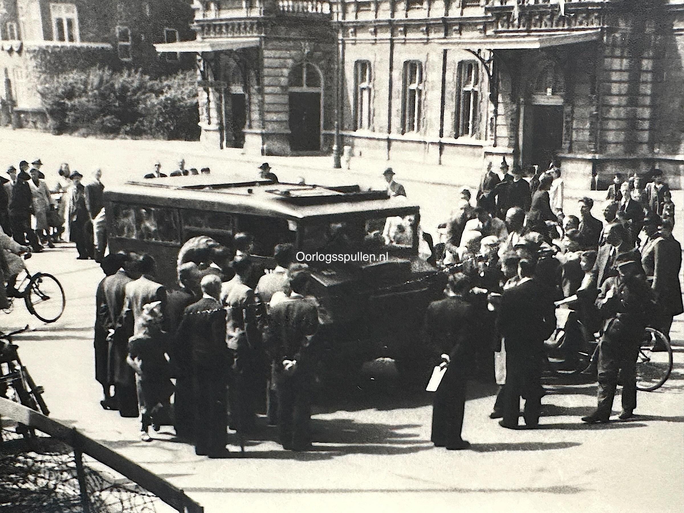 Original WWII Dutch rare extensive photo grouping of the liberation of Amsterdam - Afbeelding 16