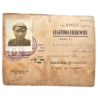 Origineel KNIL legitimatiebewijs met pasfoto en stempels van Bandoeng, 1945-1949