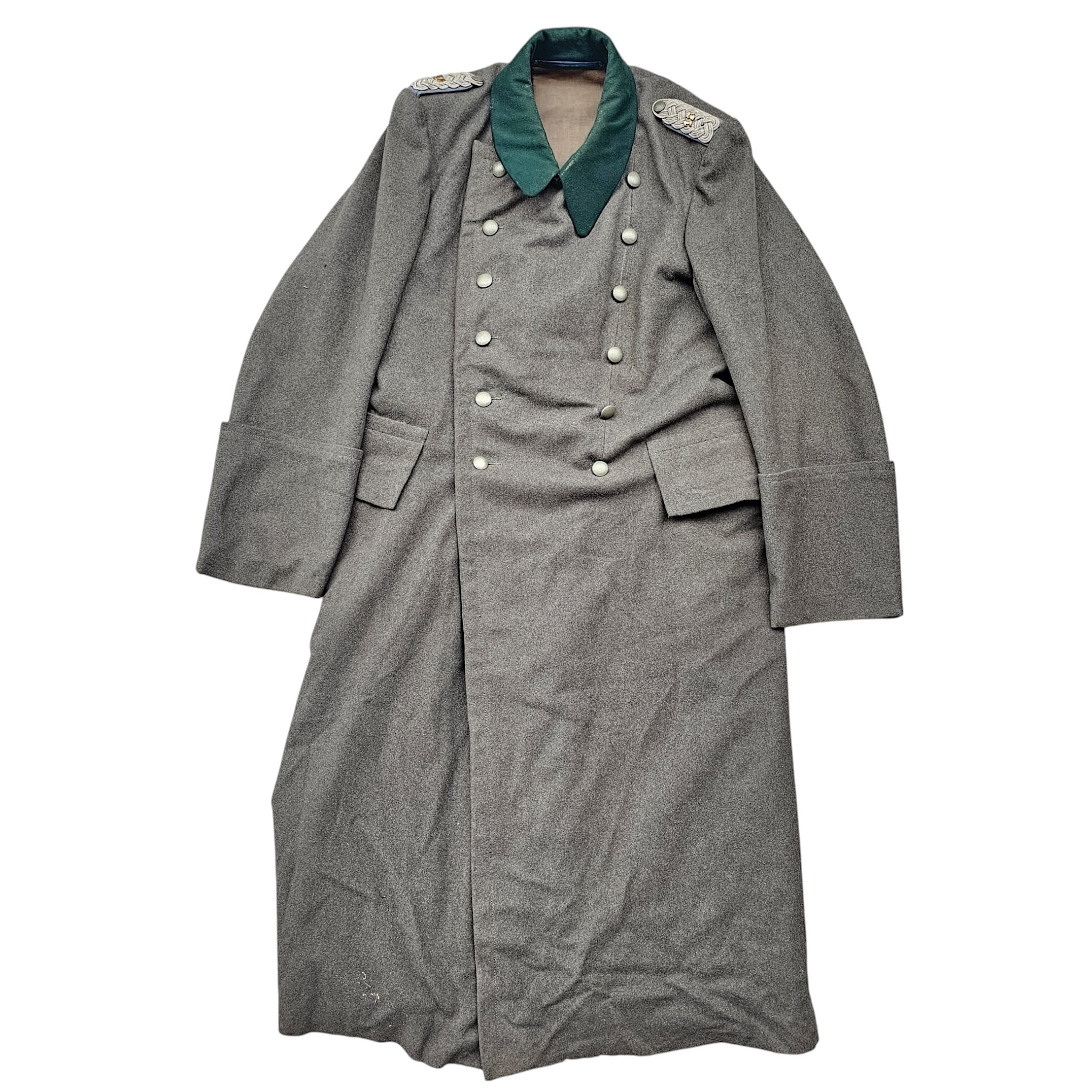 Originele WWII Duitse Wehrmacht Major officiersjas met groene kraag en schouderstukken