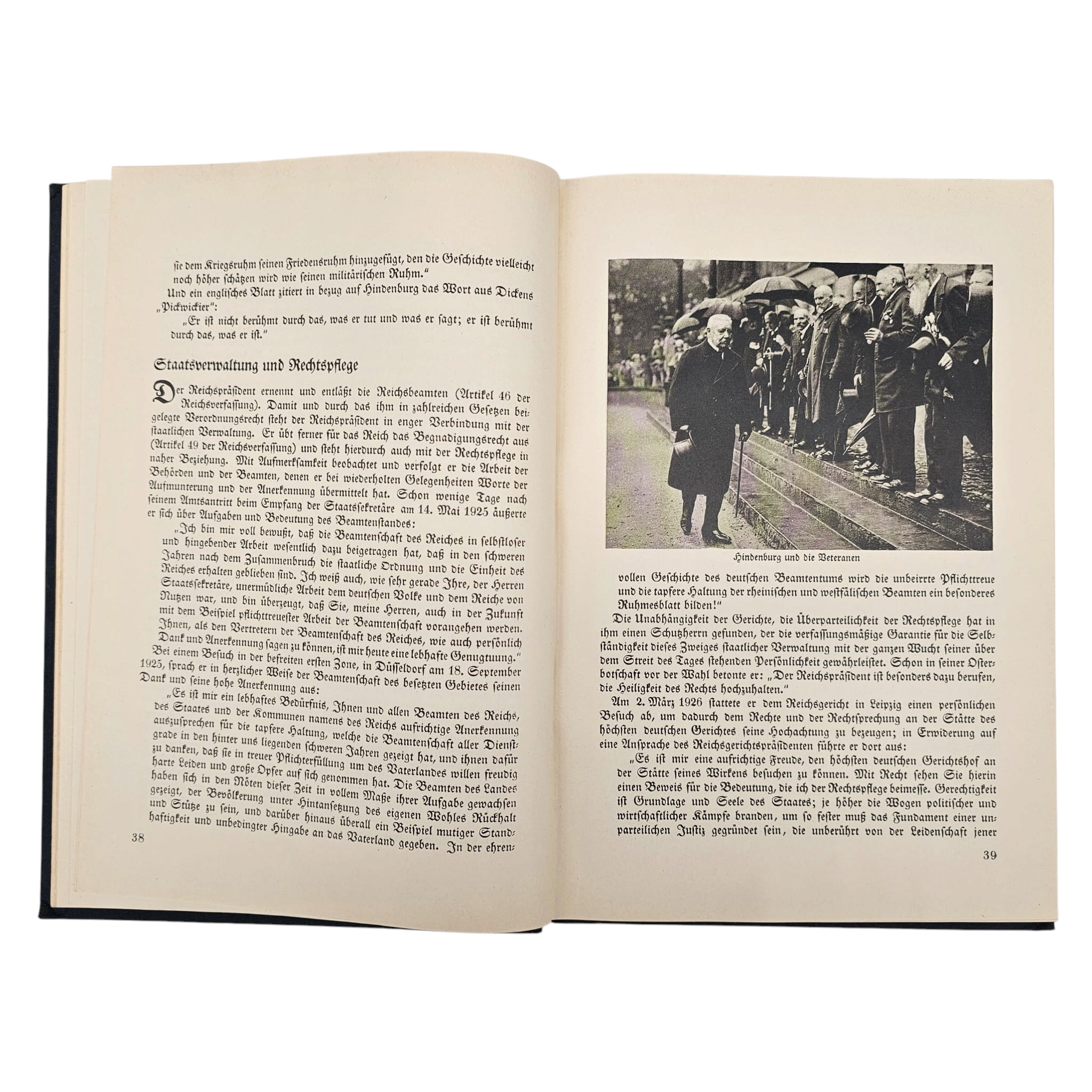 Original German book 'Reichspräsident Hindenburg' published by the Hindenburg Foundation and printed in 1927 by Otto Stollberg Publishers in Berlin - Afbeelding 8